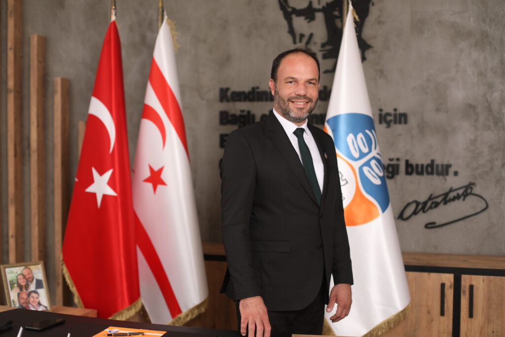 Sadıkoğlu: “Bağcıyı dövenlerle kaybedecek vaktimiz yoktur”