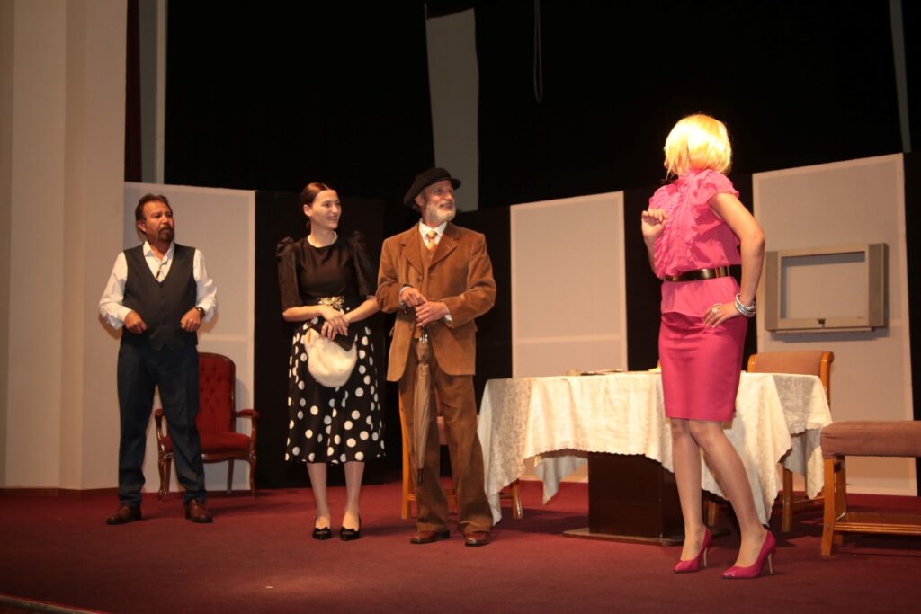 İskele belediyesi’nde Tiyatro Günleri başladı