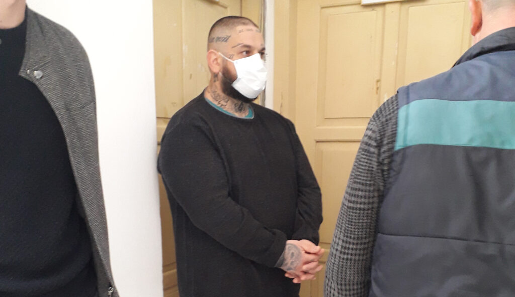 Dedikodu olayında kullanılan silah aranıyor!