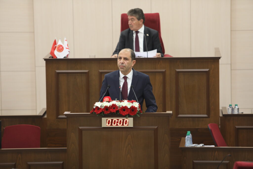 Özersay: “Elektrikte tarife sistemi gözden geçirilmeli”