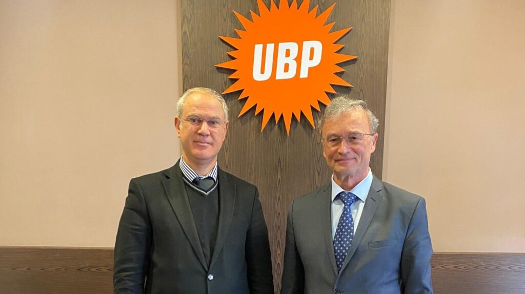 Slovakya Büyükelçisi UBP’yi ziyaret etti