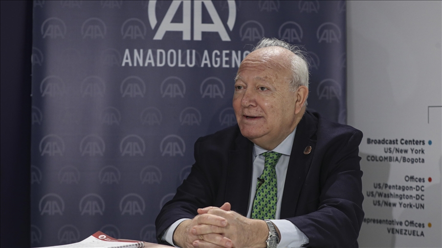 “Türk hükümetiyle el ele çalışıyoruz”