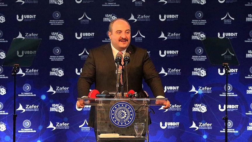 Bakan Varank’tan sanayicilere “yatırımlara devam” çağrısı