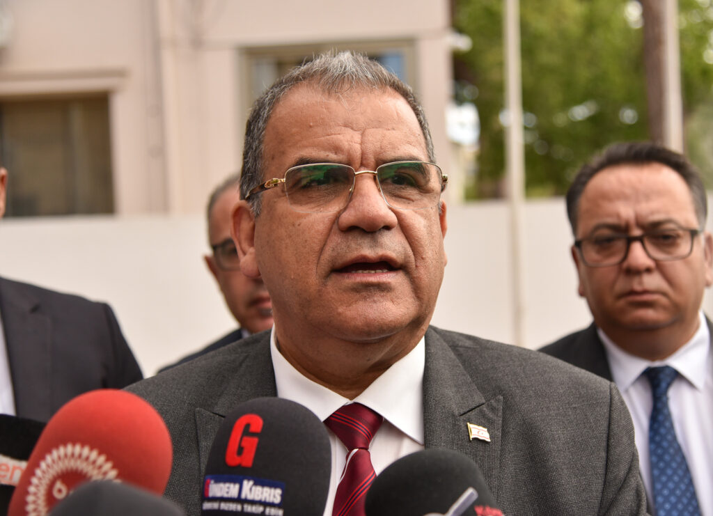 “Cumhurbaşkanı’na kırgınlığım yok, politikada kırgınlık olmaz ama fikir ayrılığı olur”