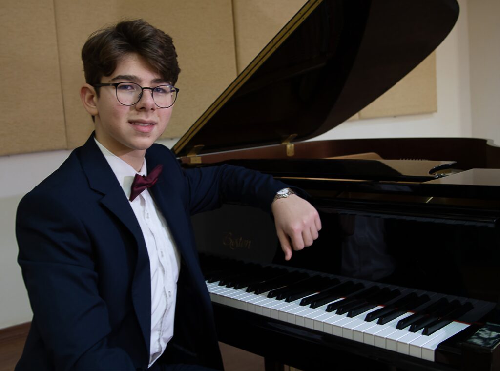 17. Uluslararası Bellapais İlkbahar Müzik Festivali devam ediyor