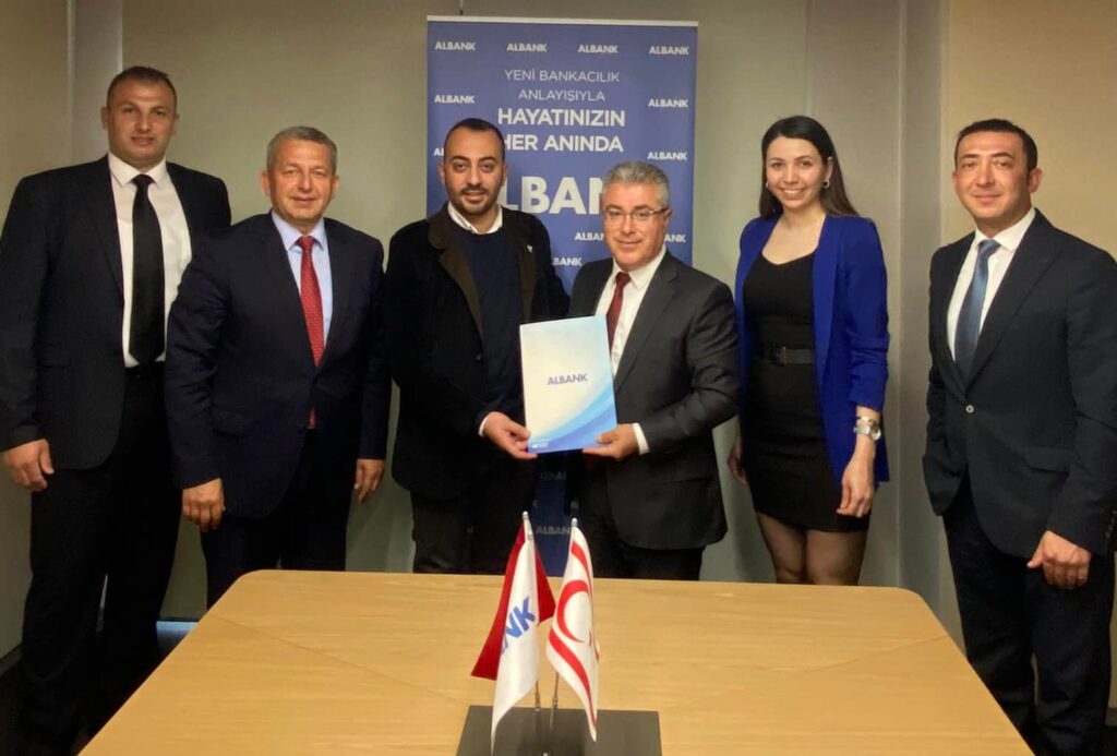 “Amaç ekonomik krizde hastalara ilaç tedariğinde nefes aldırmak”