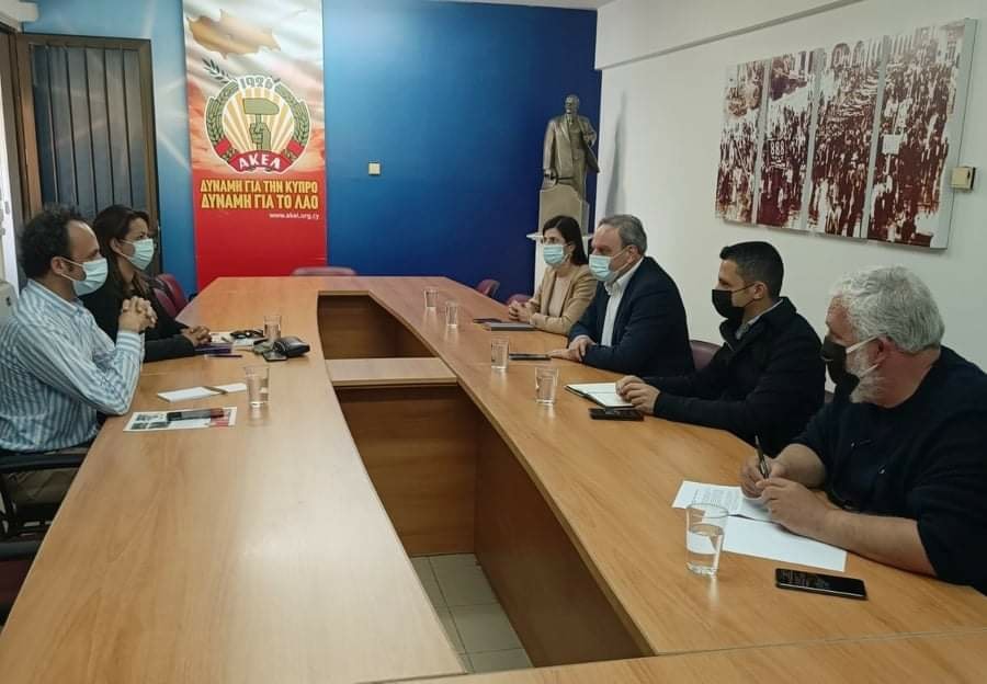 TDP Genel Başkanı Atlı, AKEL Genel Sekreteri Stefanu ile görüştü