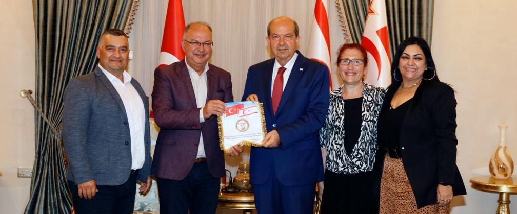 “Müzisyenlerimiz, Kıbrıs Türk halkının bağrından çıkmış bir zenginliktir”