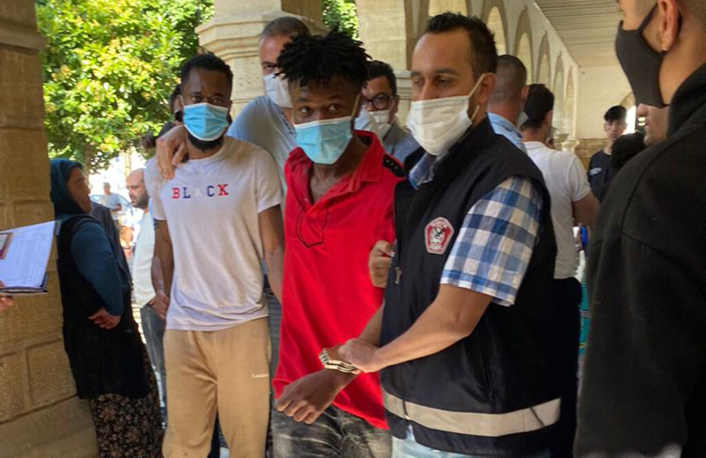 Güney Kıbrıs’tan uyuşturucu getirip sattılar
