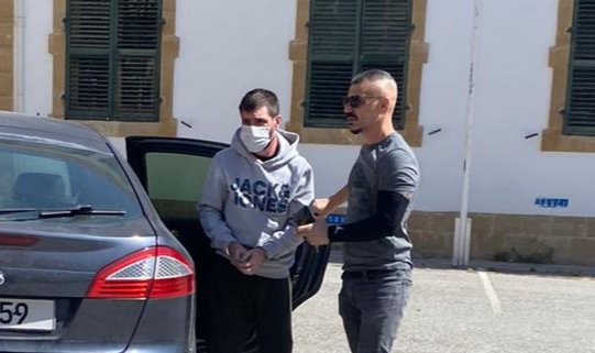 Güney Kıbrıs’tan yarım kilo uyuşturucu getirdi