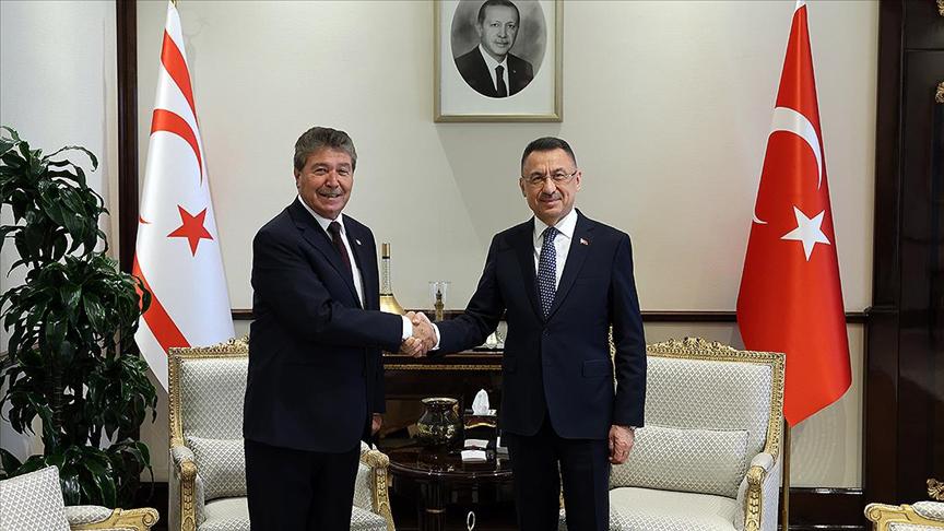 Üstel-Oktay arasındaki görüşme tamamlandı