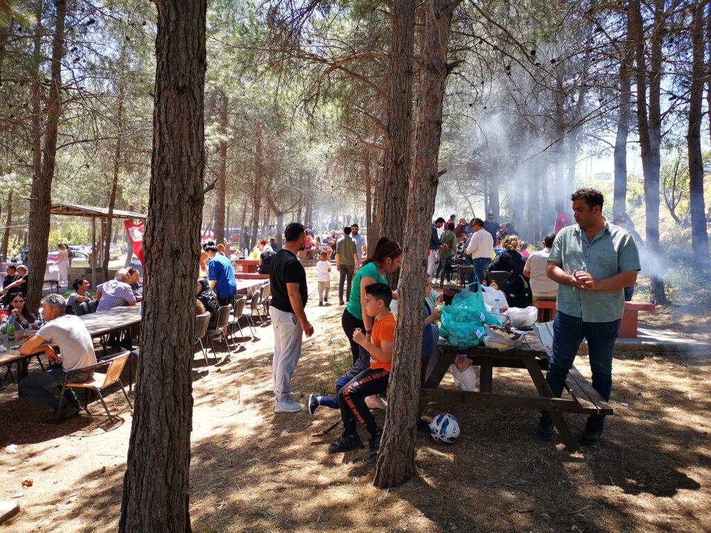 Demokrat Partililer Boğaz Piknik Alanı’nda buluştu