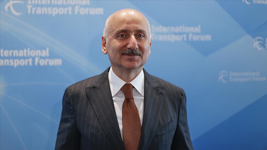 “1915 Çanakkale Köprüsü dünyanın en yüksek kulelerine sahip asma köprüsü olarak da tarihe geçmiştir”