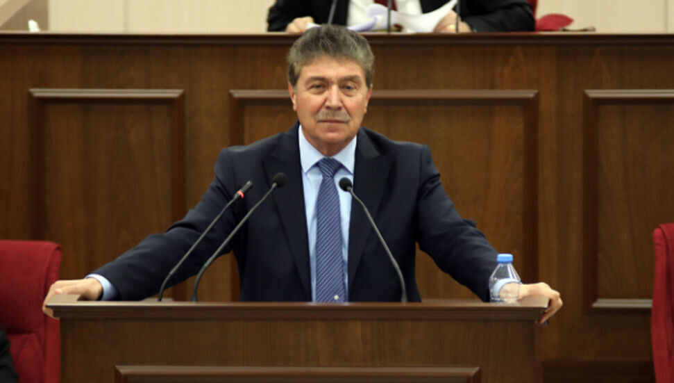 Başbakan Üstel: “Gelin yeni bir sayfa açalım”