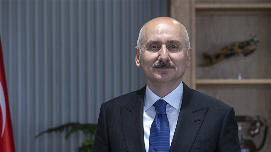 “Dev projelerle Türkiye’nin geleceğini inşa ediyoruz”