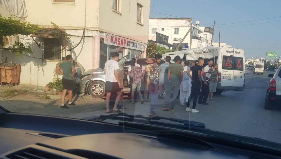 Karakum’da feci kaza!