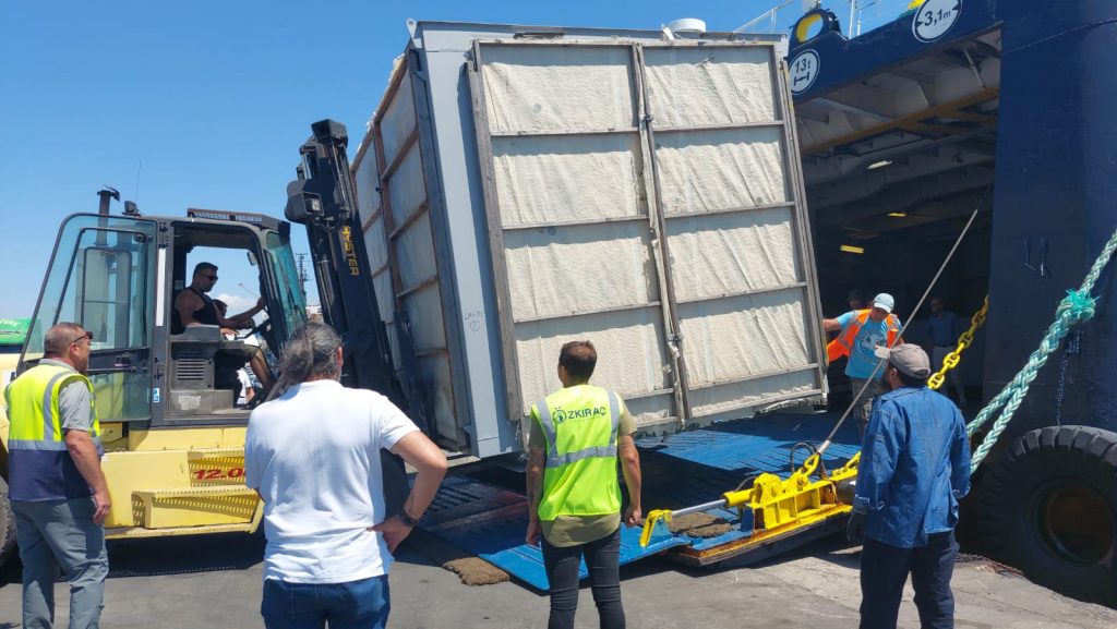 Başbakan Üstel: “Enerji açığı ortadan kalkacak”