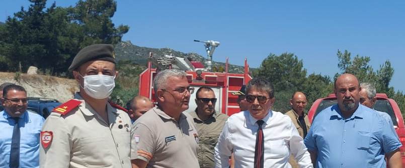 Başbakan Üstel yangın bölgesinde incelemelerde bulundu