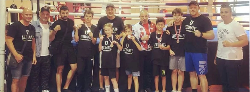 Minik boksörlerimiz Türkiye’den 2 altın, 3 gümüş madalyayla döndü