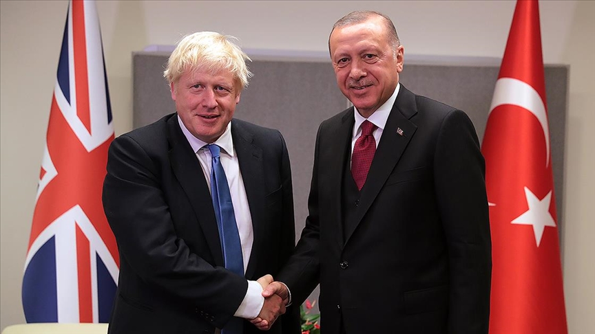 TC Cumhurbaşkanı Erdoğan, İngiltere Başbakanı Johnson ile telefonda görüştü