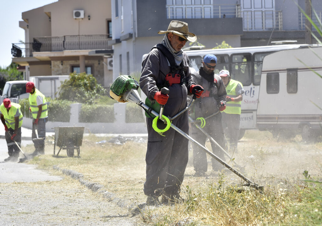 Gönyeli’de temizlik ve bakım çalışmaları sürüyor