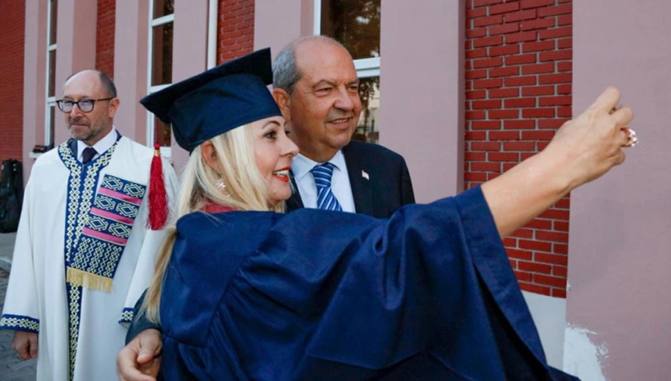 Cumhurbaşkanı Tatar, Anadolu Üniversitesi’nin mezuniyet törenine katıldı