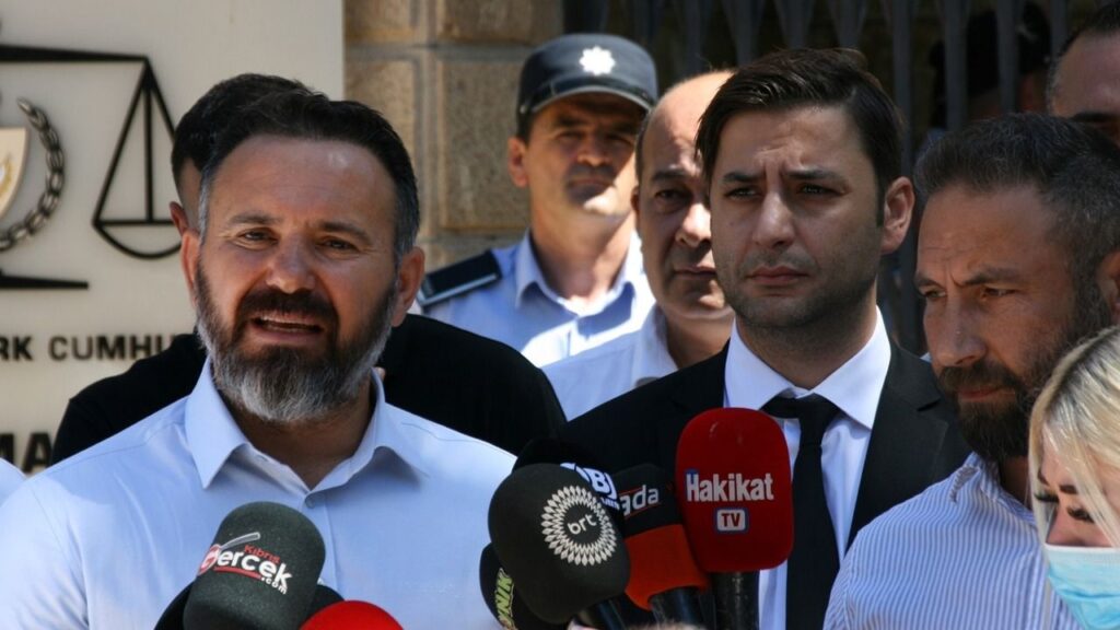 “Hükümete meydanı boş bırakmayacağız”