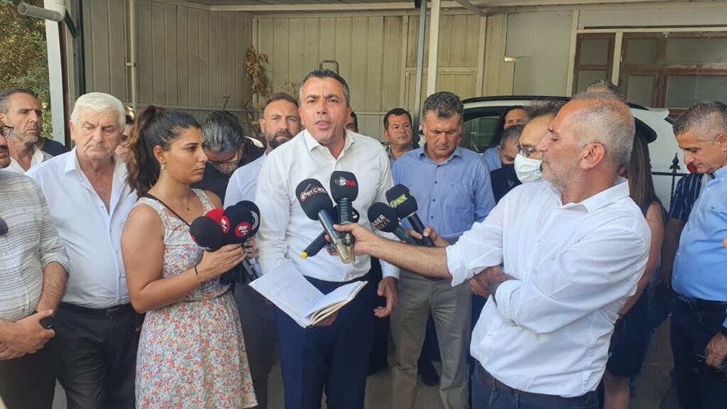 İşçi tarafı toplantıyı terk etti!