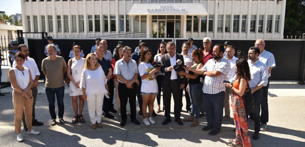 Akaryakıt ihaleleri konusunda talep edilen belgeler CTP heyetine verildi