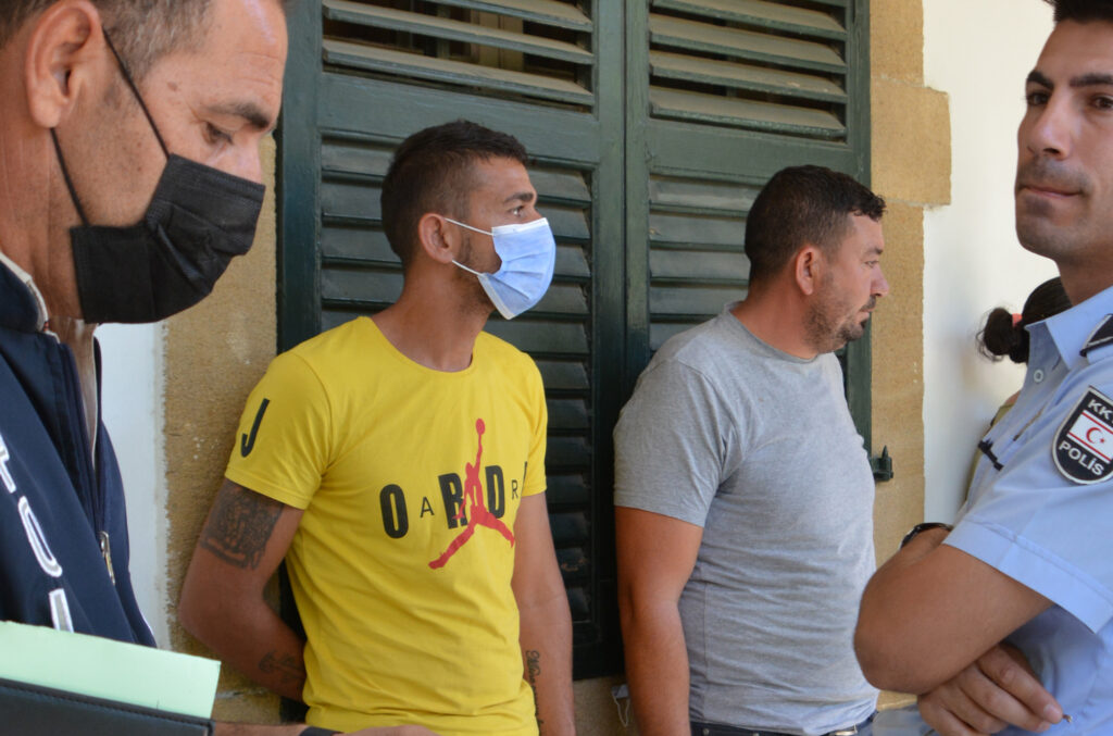 Çiftlikten hurda çalanlar teminatla serbest