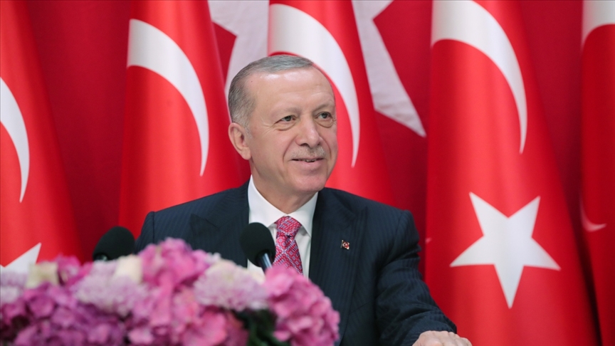 Erdoğan: “Yeni asgari ücret yüzde 30 ara zamla net 5 bin 500 lira oldu”