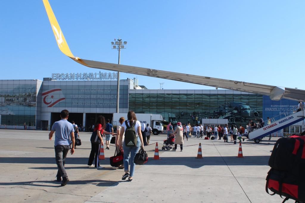 Ercan’da Bayram bereketi; 5 günde 356 uçak, 48 bin 430 yolcu