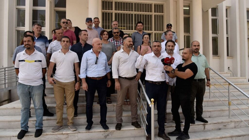 Lefkoşa ve Girne’deki grevler devam ediyor