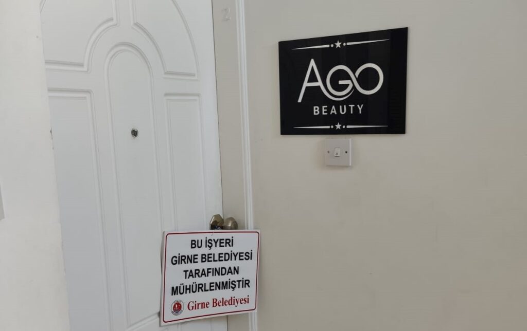 Girne’de kaçak bir iş yeri mühürlendi