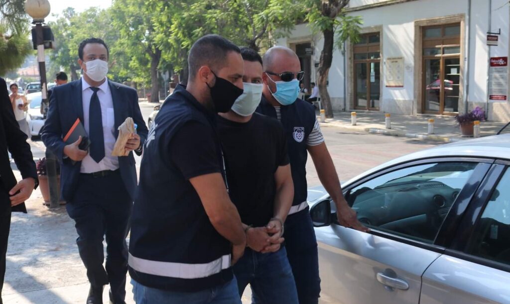 Narkotikten avukata ‘Zincir Operasyonu’