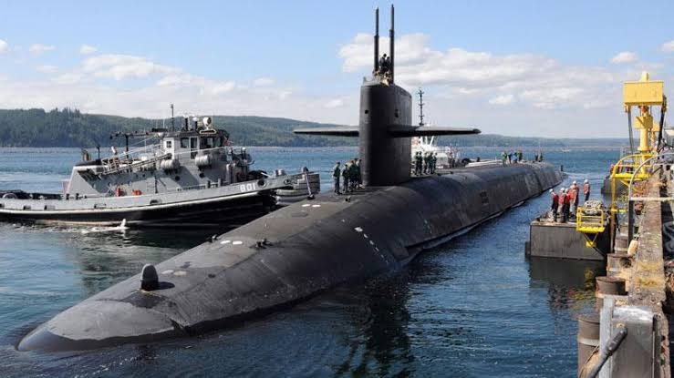 Türkiye’nin milli denizaltısına YDÜ’yü kullanarak saldırdılar!