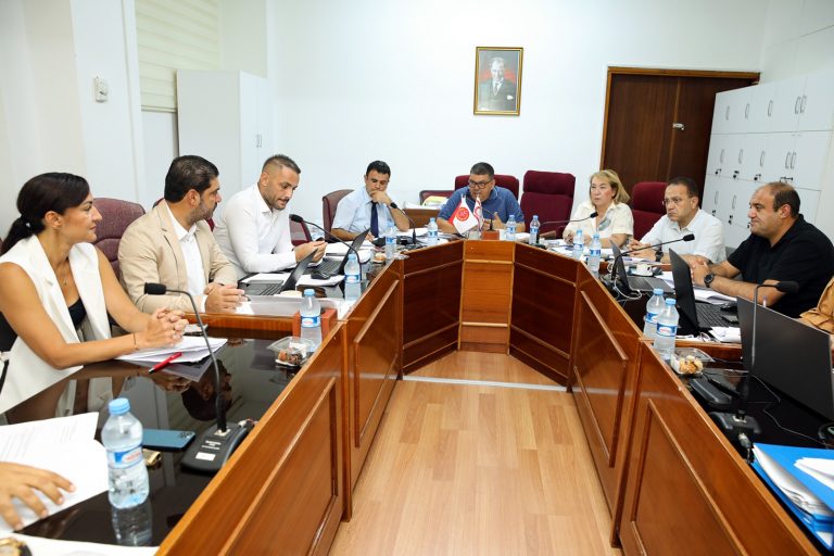 Belediyeler Yasası’nda değişiklik öngören tasarının madde madde görüşülmesine devam edildi