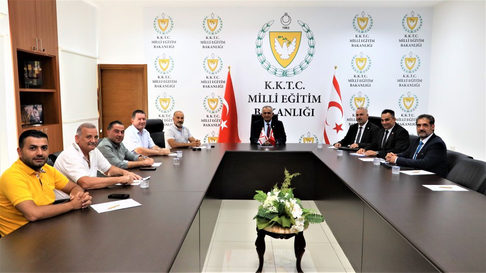 “Yurt harçlarında ve ev kiralarında daha makul bir seviye belirlenmelidir”