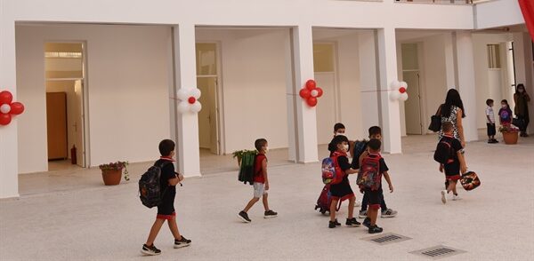 İlkokullarda bugün ders başı yapıldı