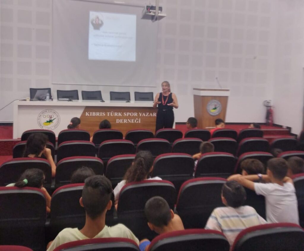 “Stres ve Öfke Kontrolü” adlı seminer yapıldı