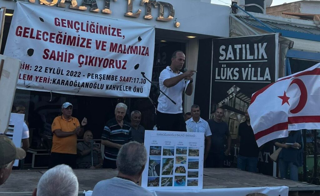 Karaoğlanoğlu Avcılık, Atıcılık ve Balıkçılık Derneği, balıkçı barınağı için eylem yaptı