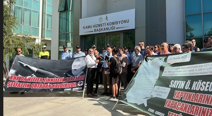 Sendikalar, KHK önünde eylem yaptı!