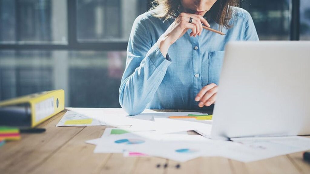 Güney Kıbrıs’ta kamu memurlarının çoğu kadın