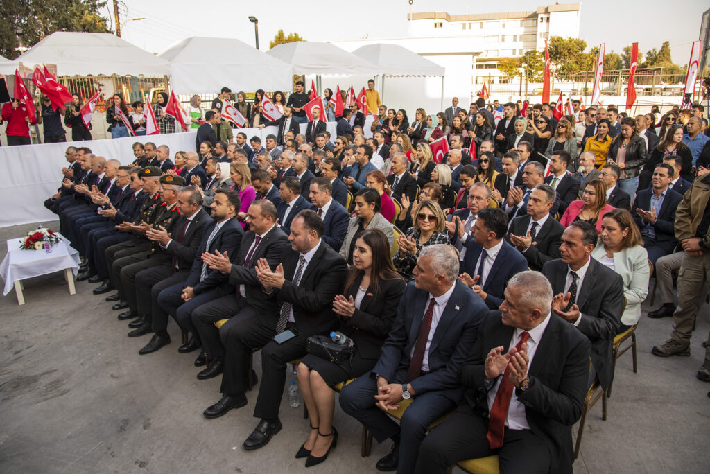 Oktay’ın katılımıyla toplu açılış ve lansman töreni yapıldı