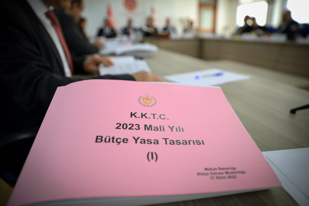 Bütçe maratonu komitede başladı