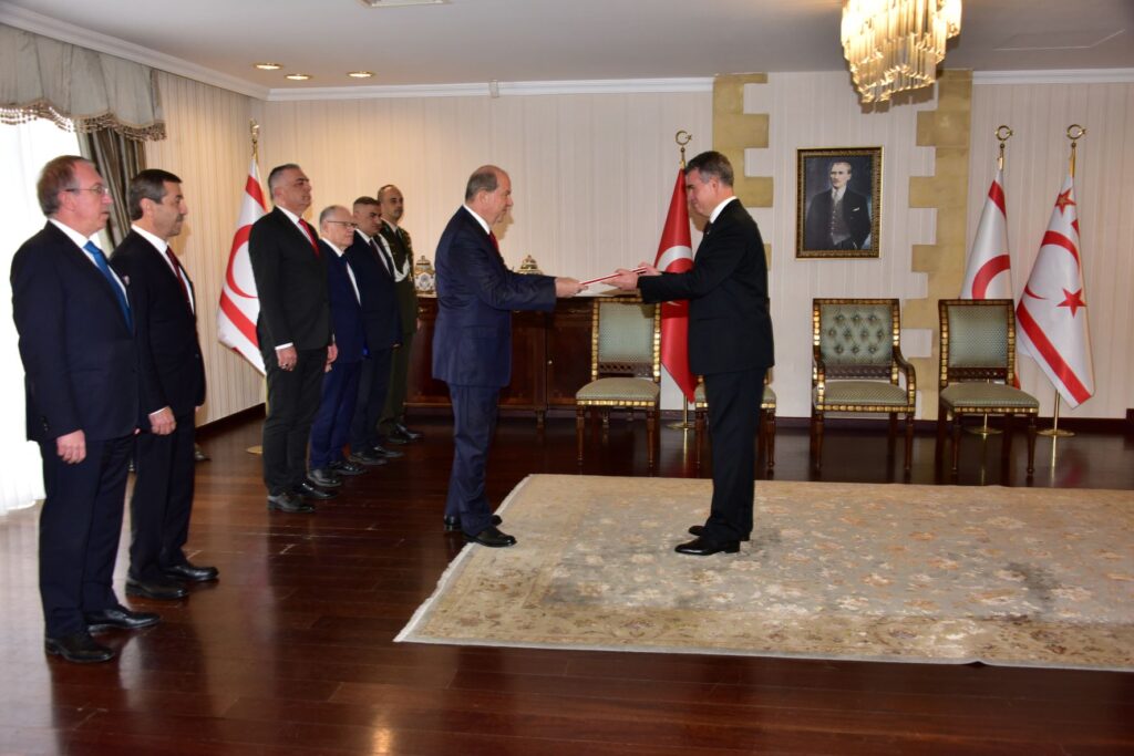 “Türkiye Cumhuriyeti ve Kuzey Kıbrıs Türk Cumhuriyeti el ele, omuza başaracaktır”