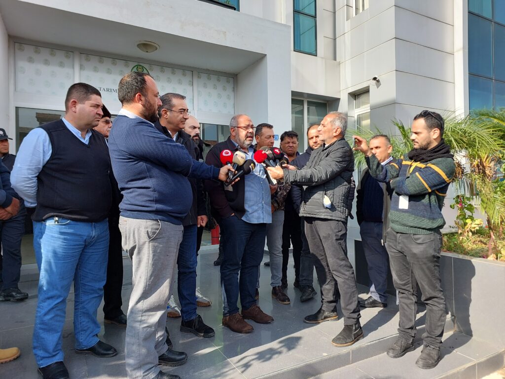 “Her gün, her hafta etiket değişmekten, menü değişmekten bıktık, usandık”