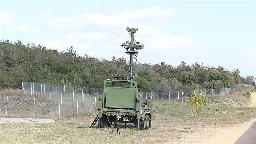 TÜBİTAK’ın geliştirdiği “Jandarma Araca Monte Milli Lazer Sistemi” tanıtıldı