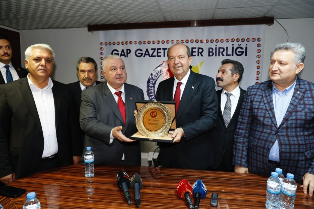 “Siyasetimiz Türkiye Cumhuriyeti sayesinde dünyaya duyuruluyor”