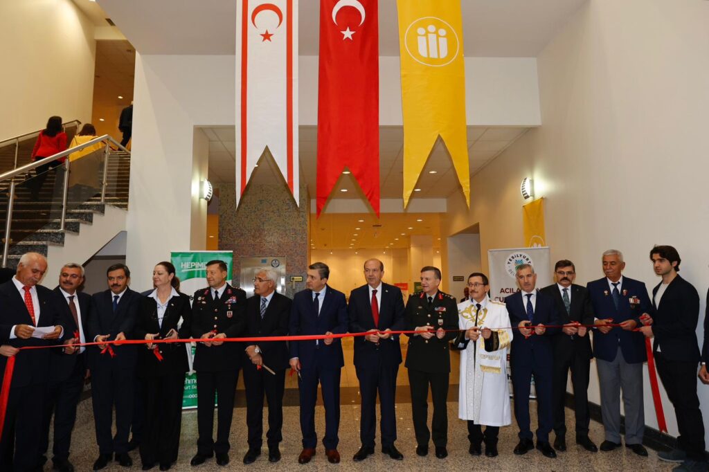 Cumhurbaşkanı Tatar, “Acılardan Cumhuriyete” adlı sergi açılışını gerçekleştirdi
